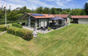 Lovely Home In Højslev With Wifi